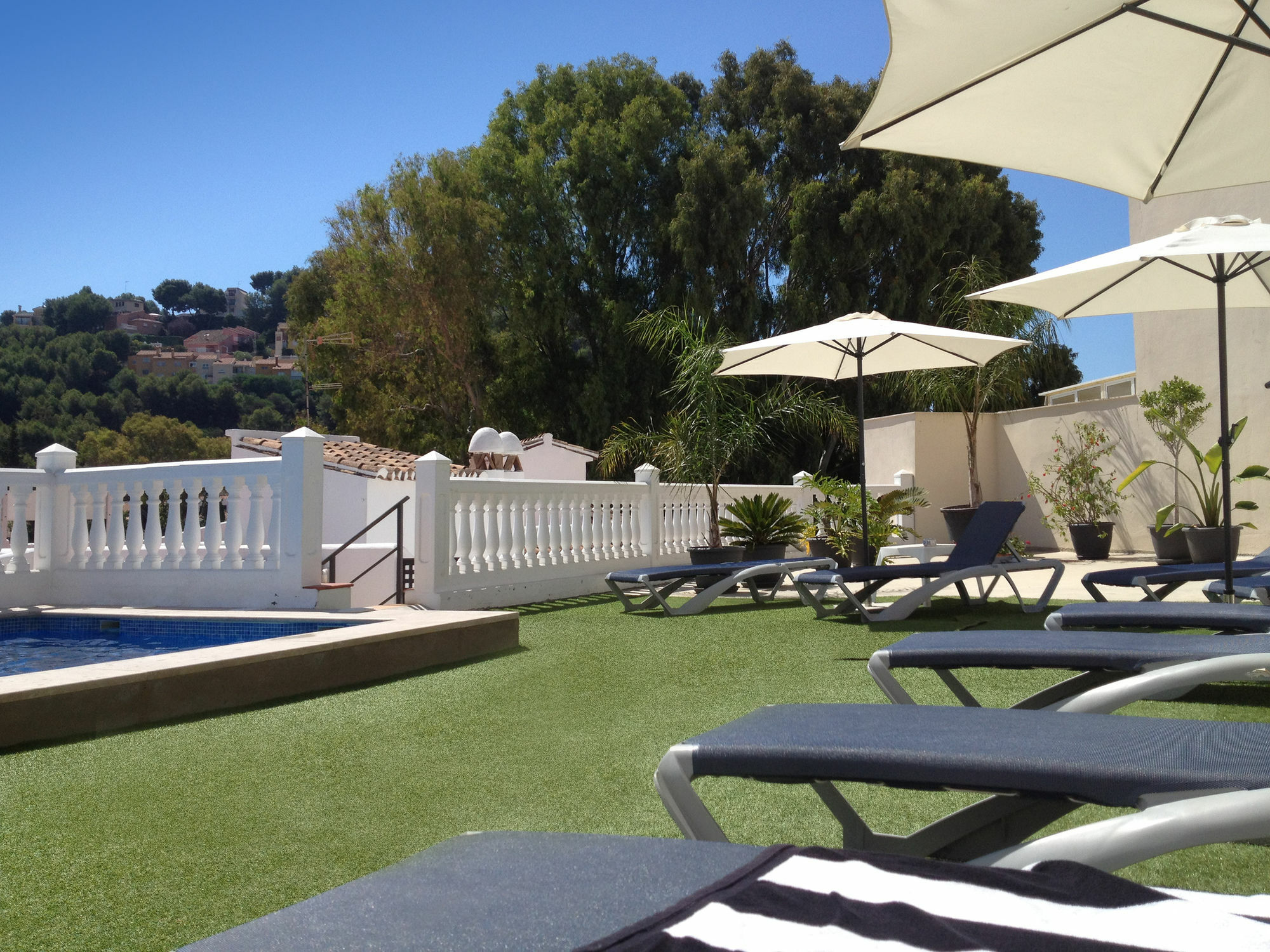 Apartamentos Turisticos La Mundial Малага Экстерьер фото