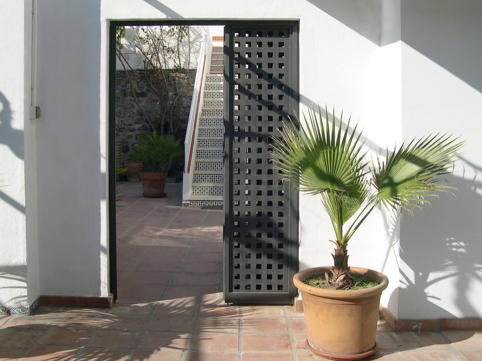 Apartamentos Turisticos La Mundial Малага Экстерьер фото