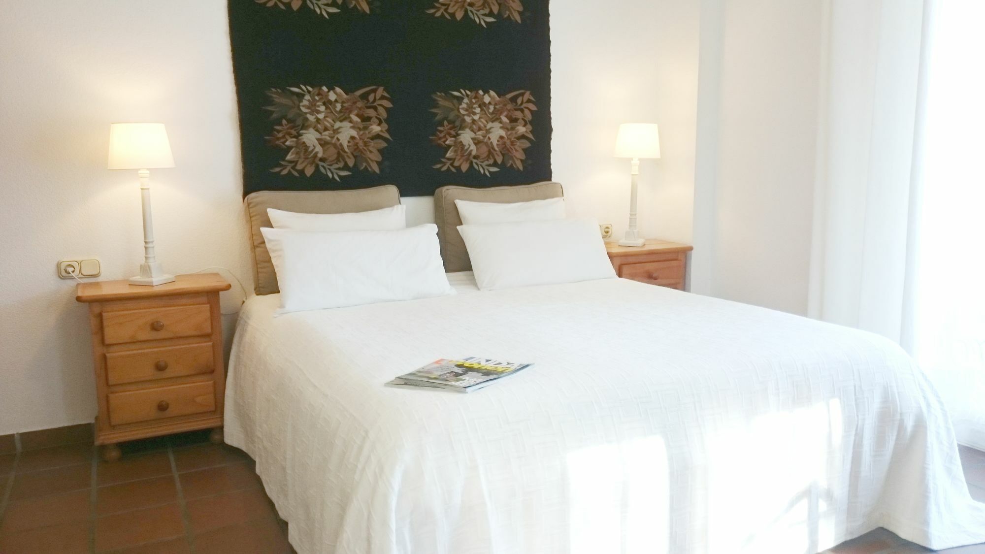 Apartamentos Turisticos La Mundial Малага Экстерьер фото